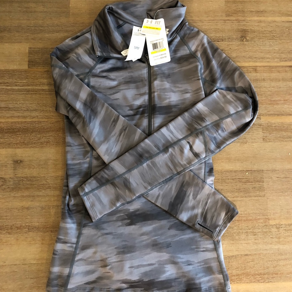 Grey army print North Face pullover